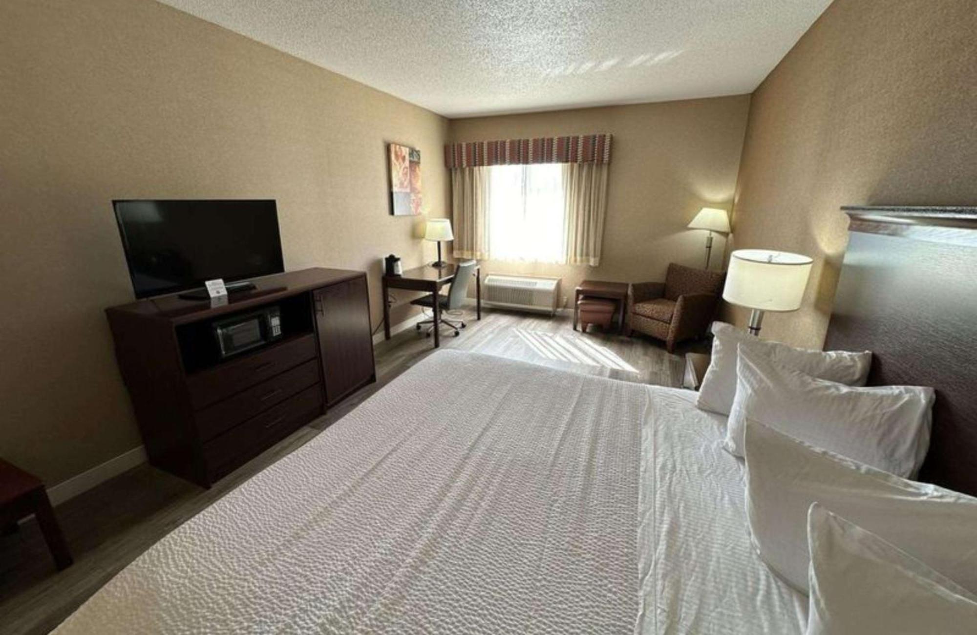 Best Western Circus City Inn Peru Экстерьер фото