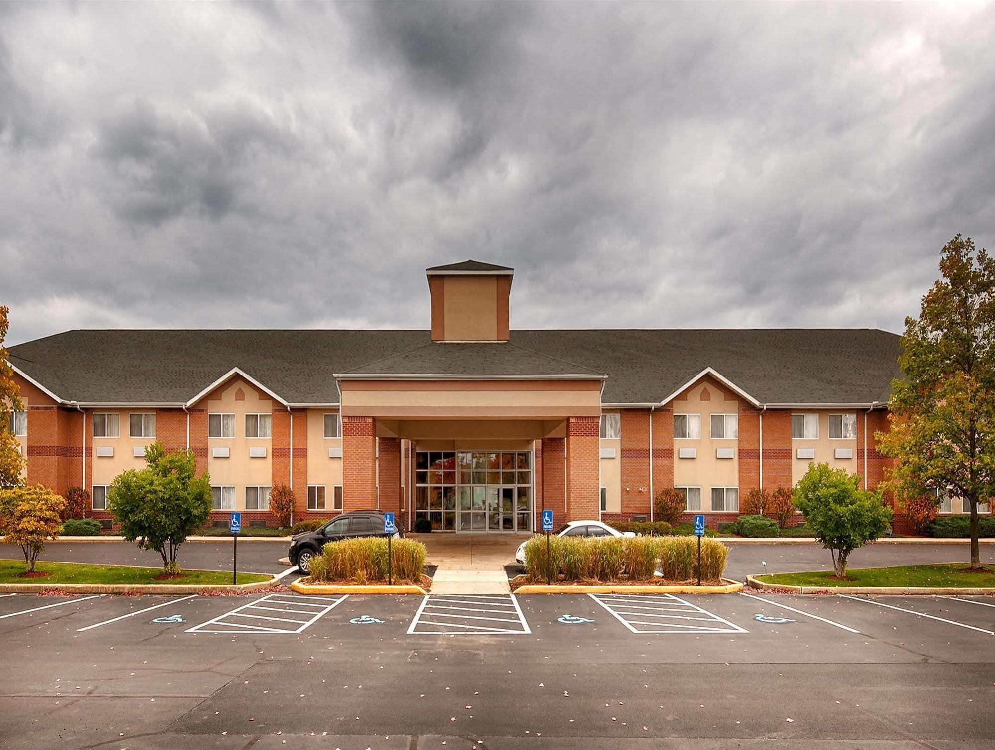Best Western Circus City Inn Peru Экстерьер фото